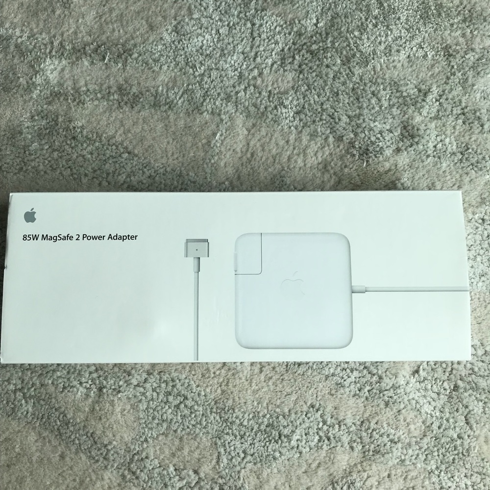 Apple 85W MagSafe 2 Power Adapter for MacBook Pro